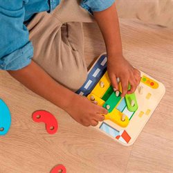 Juego Educativo de Madera Formas de Colores Goula
